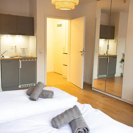 Holideis Center Studio-apartment * Cologne