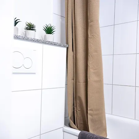 Holideis Center Studio-apartment * Köln